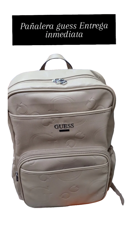 Mochila pañalera Guess